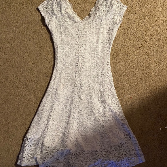 White floral lace dress - Picture 1 of 2